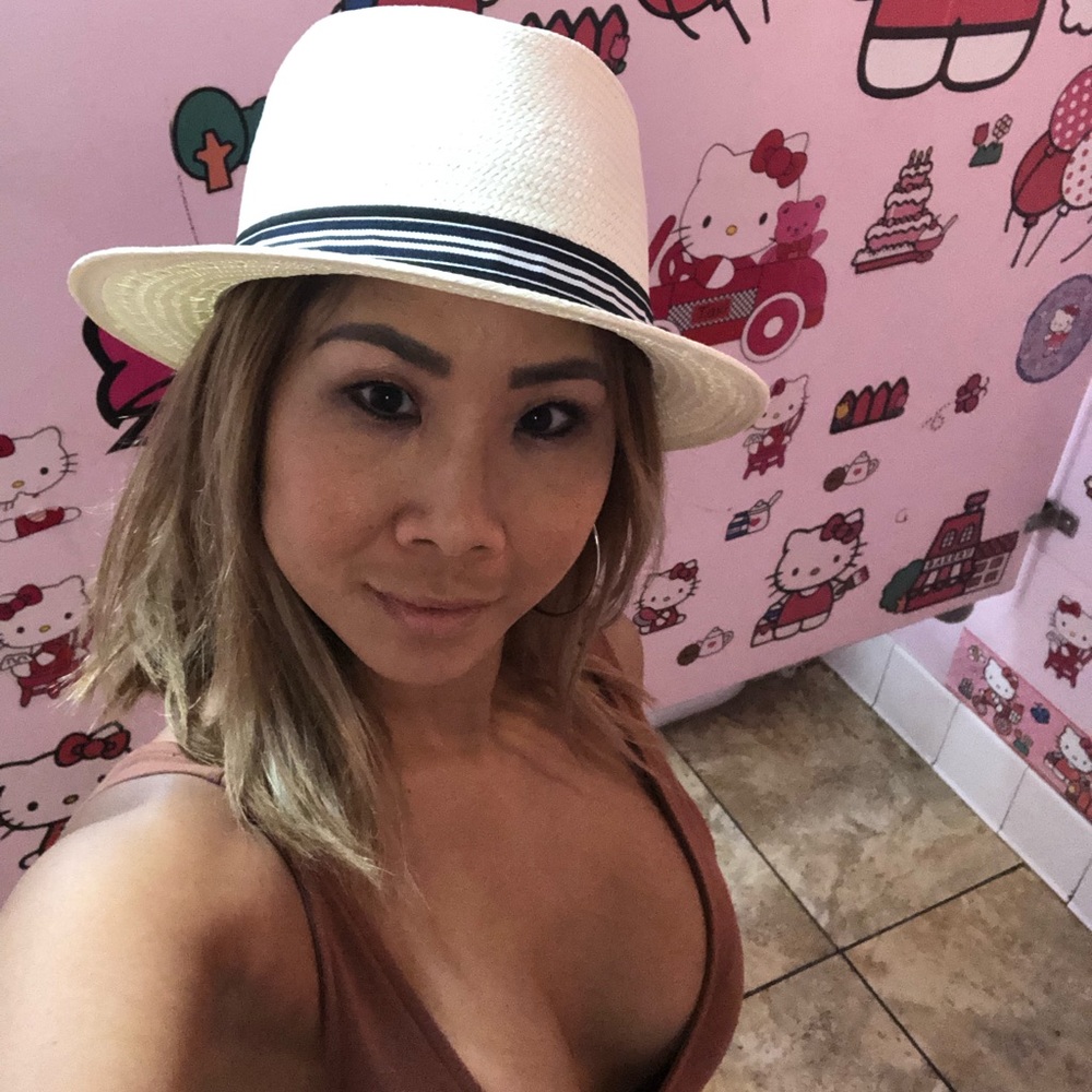 Meet your Posher, Yukari